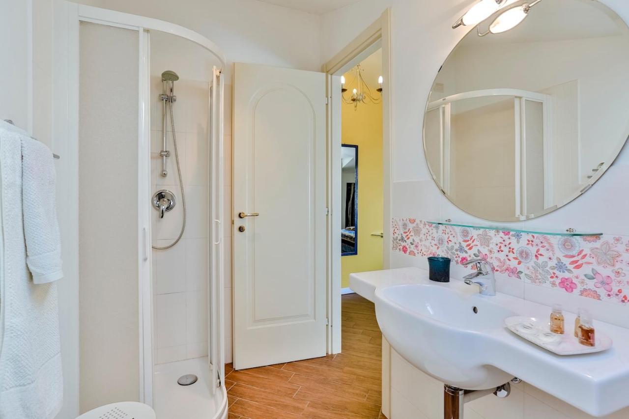 Casa Di Rossana Bed&Breakfast Sanremo Luaran gambar