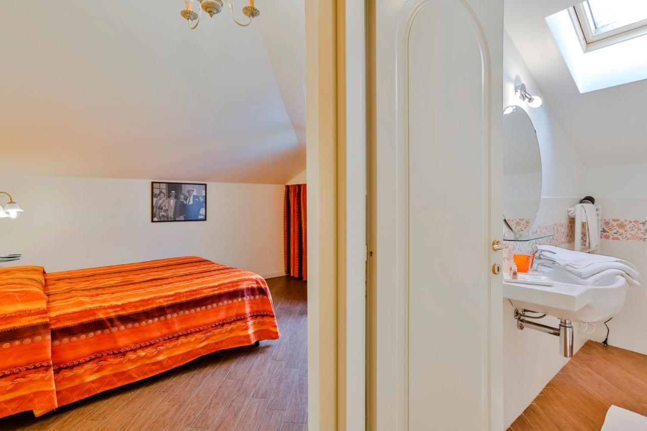 Casa Di Rossana Bed&Breakfast Sanremo Luaran gambar